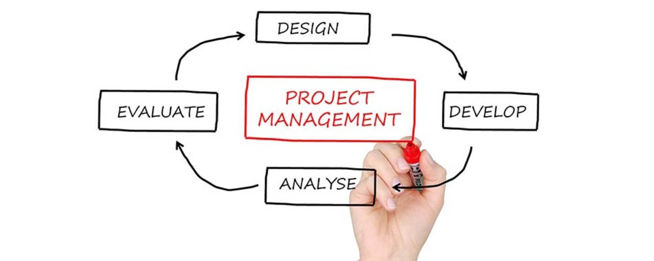 Project Management Cover Image - Agenda and pen